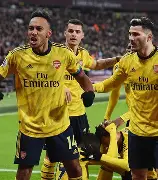 阿森纳客场惨败塞维利亚，遭遇连败危机 