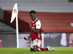 阿森纳客场惨败塞维利亚，遭遇连败危机 